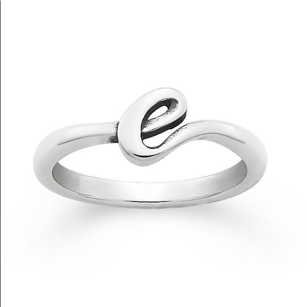 James Avery script initial ring letter ‘e’